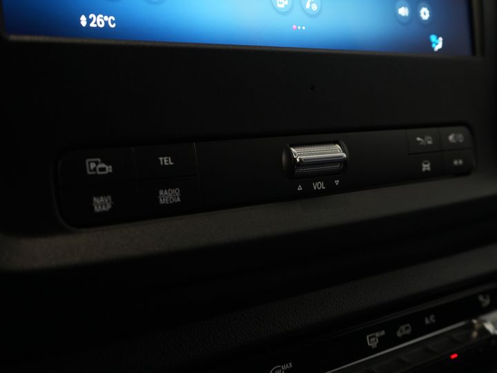 Mercedes-Benz Vito Bestelbus 116 CDI Aut. L3 DC Dubbel Cabine BPM VRIJ! 6 Pers./ 2xSchuifdeur/ LED/ Stoelverw./ 270Gr. Deuren/ Carplay/ Camera/ Cruise/ Trekh