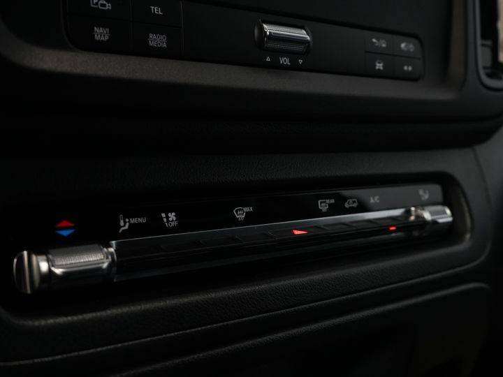 Mercedes-Benz Vito Bestelbus 116 CDI Aut. L3 DC Dubbel Cabine BPM VRIJ! 6 Pers./ 2xSchuifdeur/ LED/ Stoelverw./ 270Gr. Deuren/ Carplay/ Camera/ Cruise/ Trekh