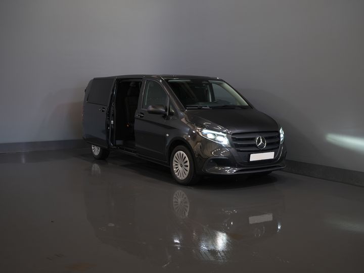 Mercedes-Benz Vito Bestelbus 116 CDI Aut. L3 DC Dubbel Cabine BPM VRIJ! 6 Pers./ 2xSchuifdeur/ LED/ Stoelverw./ 270Gr. Deuren/ Carplay/ Camera/ Cruise/ Trekh