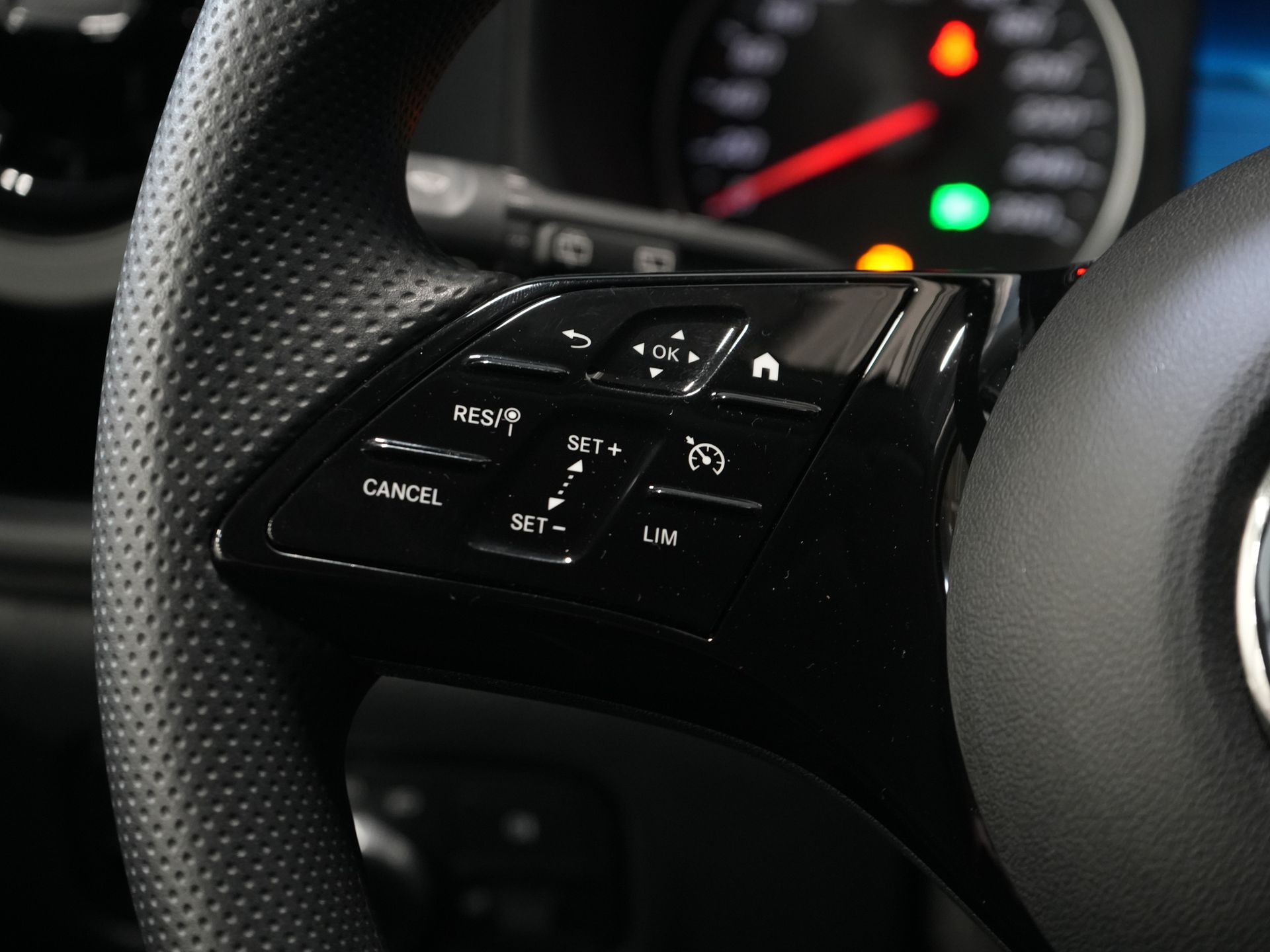 Mercedes-Benz Vito Bestelbus 116 CDI Aut. L3 DC Dubbel Cabine BPM VRIJ! 6 Pers./ 2xSchuifdeur/ LED/ Stoelverw./ 270Gr. Deuren/ Carplay/ Camera/ Cruise/ Trekh