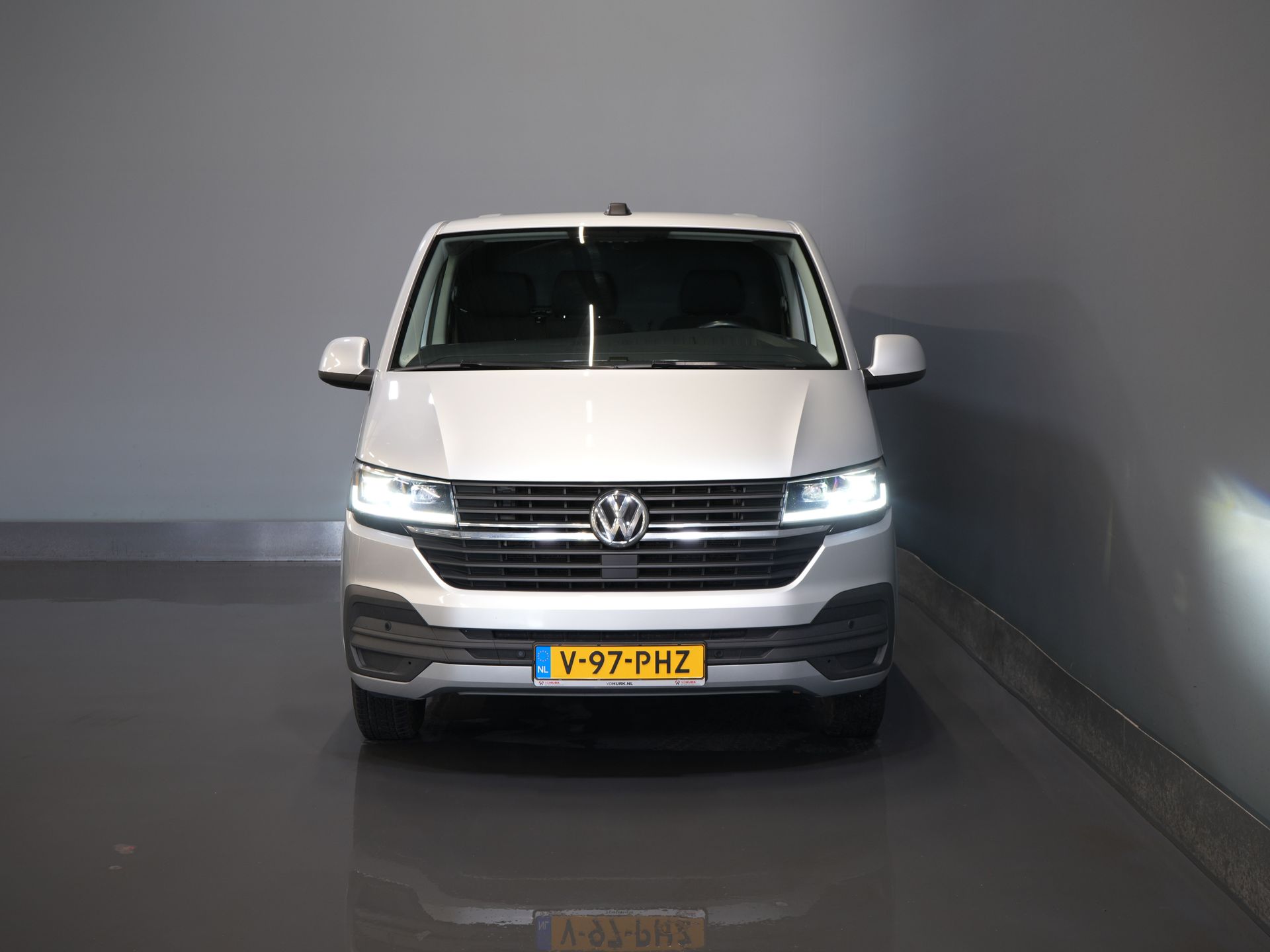 Volkswagen Transporter Bestelbus 2.0 TDI 150 pk DSG Aut. L2 LED/ Adapt.Cruise/ Carplay/ 2.5t Trekverm./ Airco/ Camera/ PDC