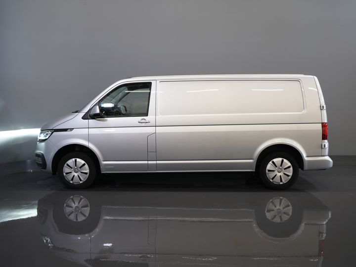 Volkswagen Transporter Bestelbus 2.0 TDI 150 pk DSG Aut. L2 LED/ Adapt.Cruise/ Carplay/ 2.5t Trekverm./ Airco/ Camera/ PDC