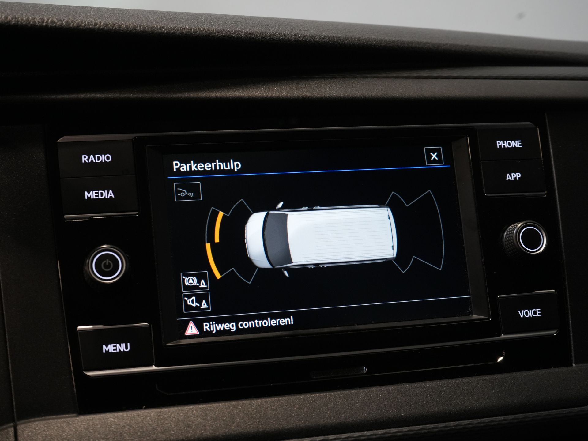 Volkswagen Transporter Bestelbus 2.0 TDI 150 pk DSG Aut. L2 LED/ Adapt.Cruise/ Carplay/ 2.5t Trekverm./ Airco/ Camera/ PDC