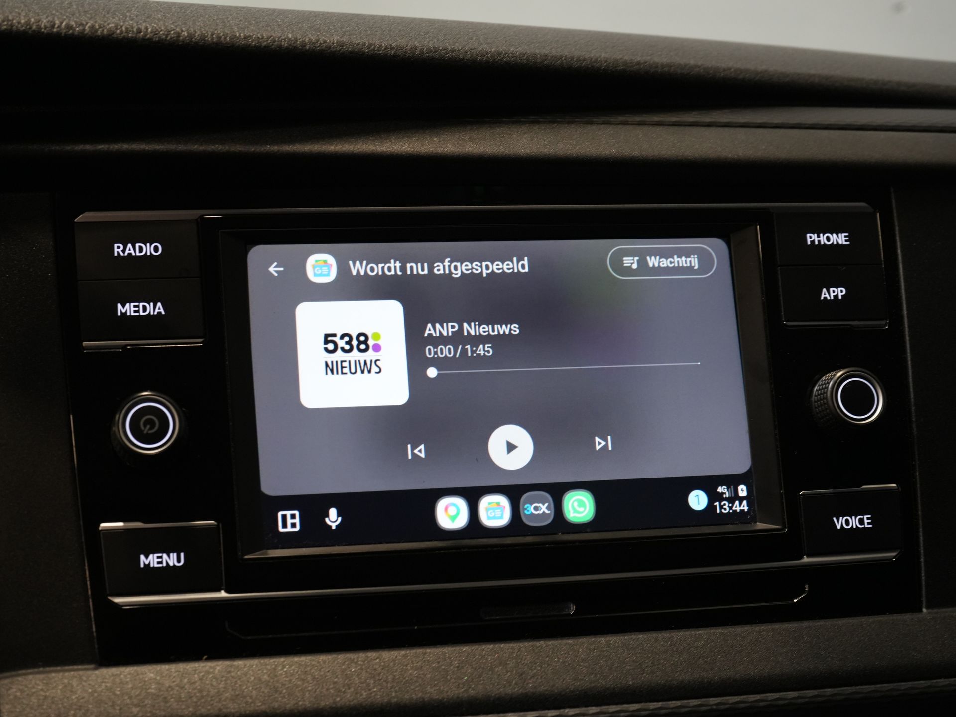 Volkswagen Transporter Bestelbus 2.0 TDI 150 pk DSG Aut. L2 LED/ Adapt.Cruise/ Carplay/ 2.5t Trekverm./ Airco/ Camera/ PDC