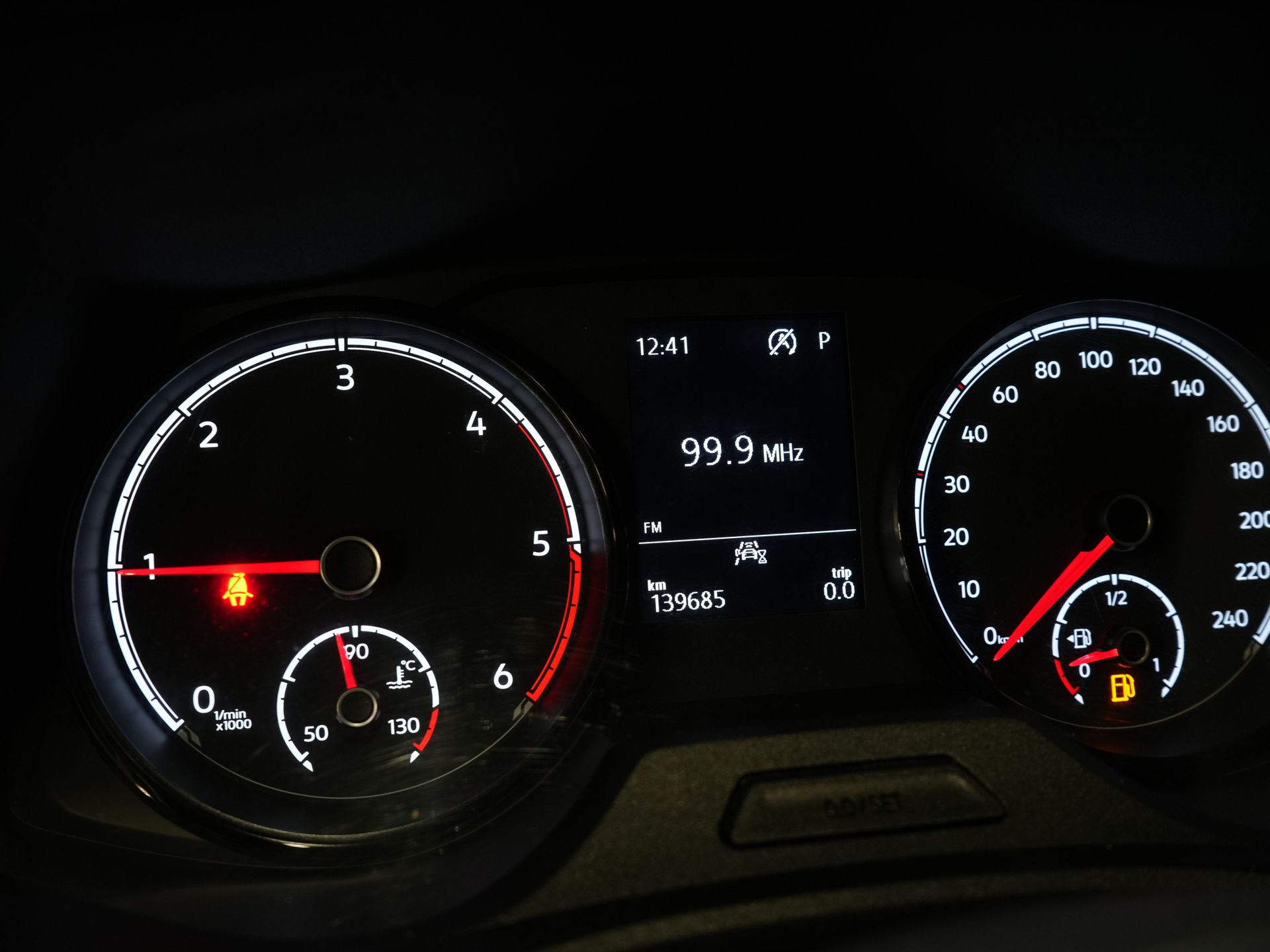 Volkswagen Transporter Bestelbus 2.0 TDI 150 pk DSG Aut. L2 LED/ Adapt.Cruise/ Carplay/ 2.5t Trekverm./ Airco/ Camera/ PDC