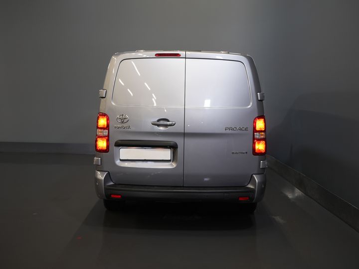 Toyota PROACE Electric Worker Fourgon 75 kWh 330 km WLTP L3 Chargeur rapide/ Xenon/ 2x Portes coulissantes/ Head-Up/ Chauffage auxiliaire/ Sièges chauffants/ Carplay/ Climatisation/ Caméra/ LMV