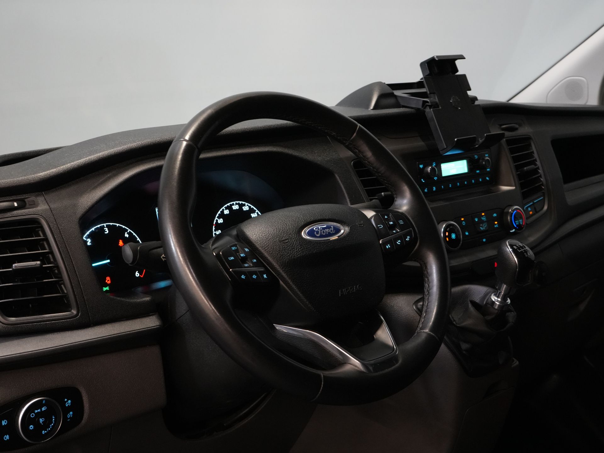 Ford Transit Custom Vans 2.0 TDCI L2 130 CP Trend 2.8t Remorcare M./ Cruise/ PDC V+A/ DAB/ Airco