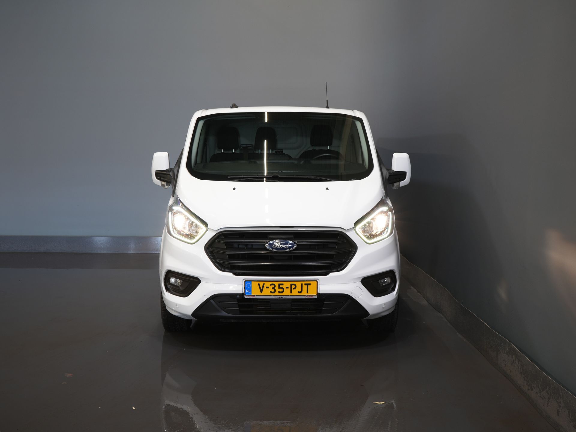 Ford Transit Custom Vans 2.0 TDCI L2 130 CP Trend 2.8t Remorcare M./ Cruise/ PDC V+A/ DAB/ Airco