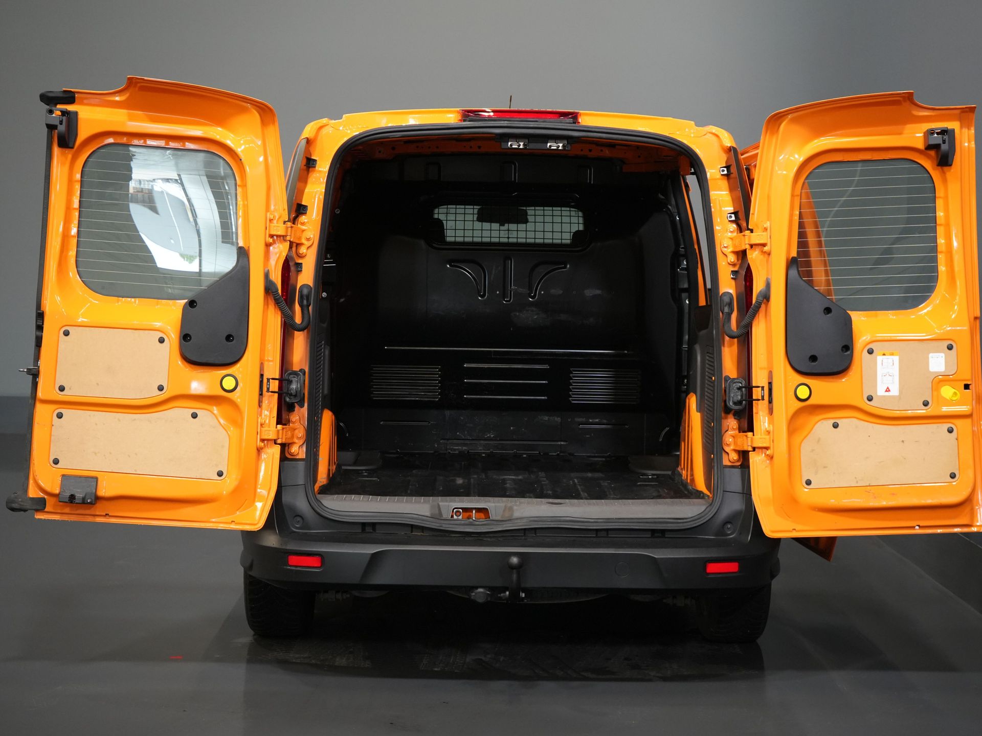 Ford Transit Connect Van 1.5 TDCI Trend Standkachel/ Stoelverw./ Airco/ Trekhaak