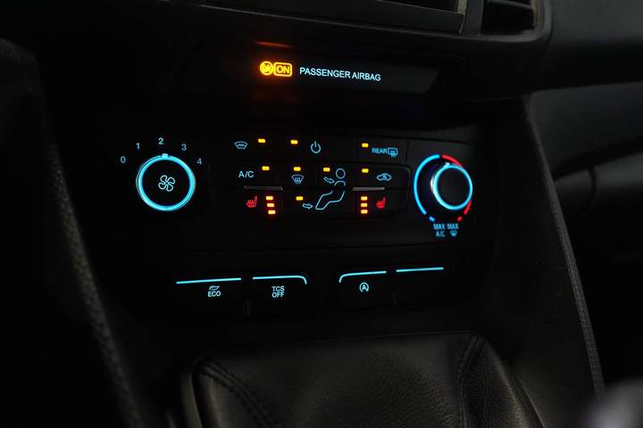 Ford Transit Connect Bestelbus 1.5 TDCI Trend Standkachel/ Stoelverw./ Airco/ Trekhaak