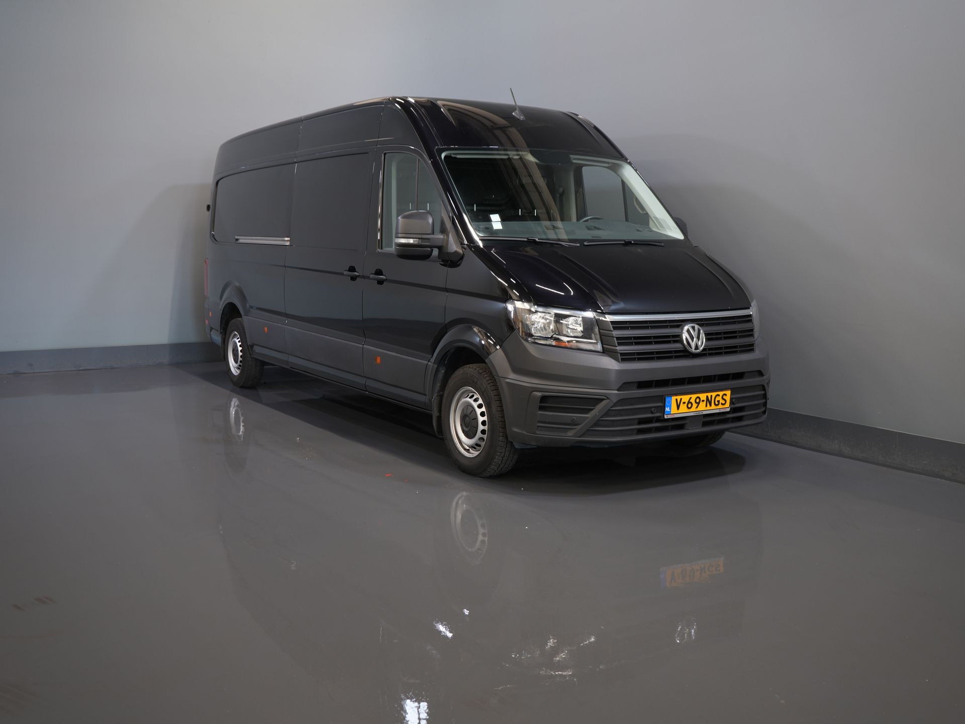 Volkswagen Crafter Bestelbus 35 2.0 TDI 140 pk L4H3 BPM VRIJ! Carplay/ 3 Pers./ PDC/ Airco