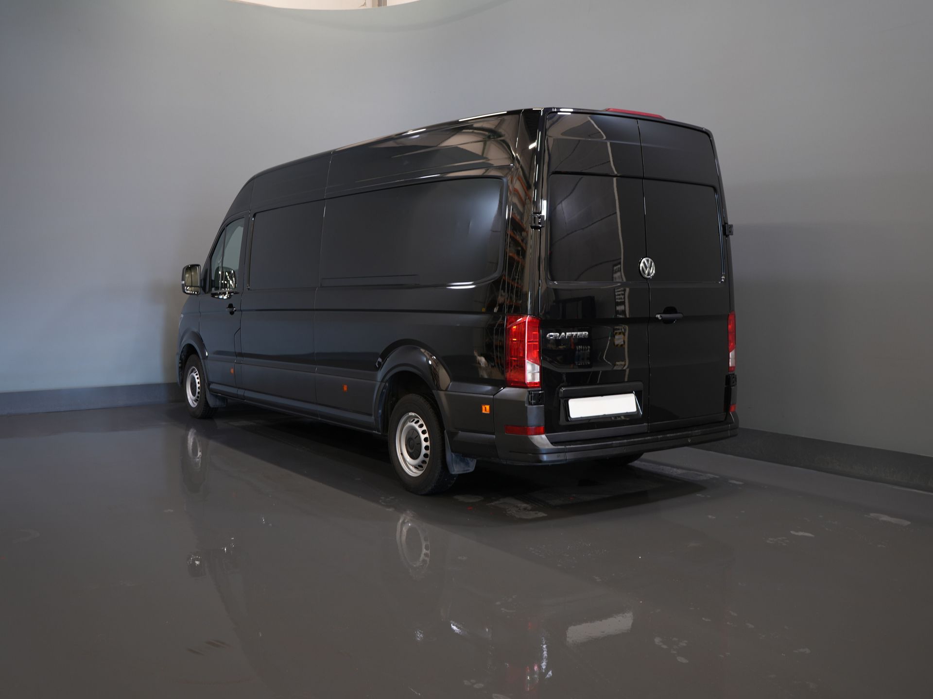 Volkswagen Crafter Bestelbus 35 2.0 TDI 140 pk L4H3 BPM VRIJ! Carplay/ 3 Pers./ PDC/ Airco
