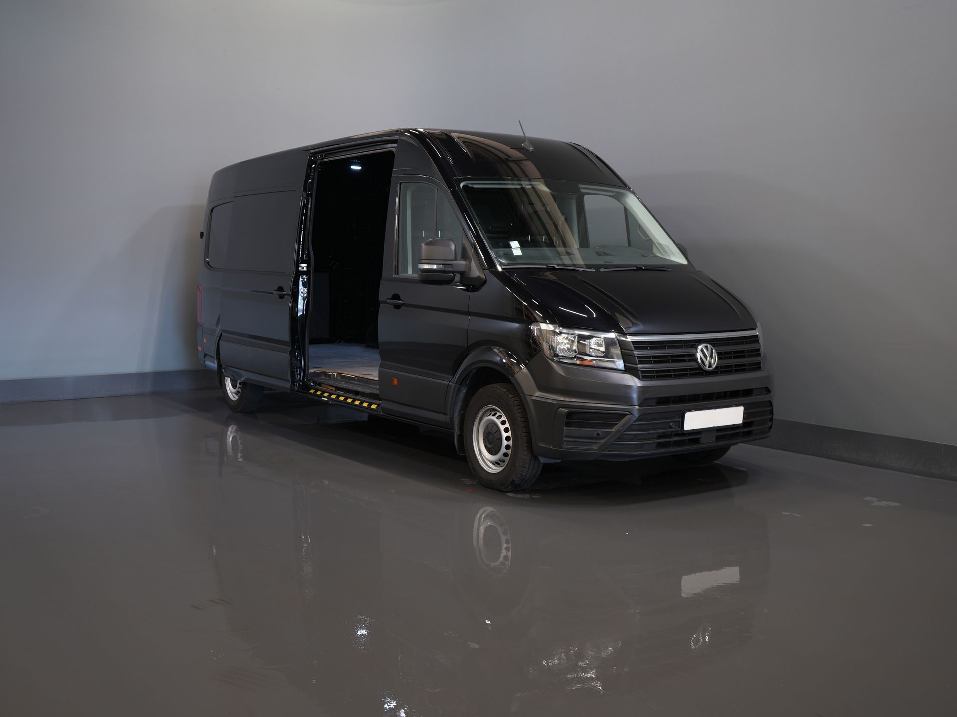Volkswagen Crafter Bestelbus 35 2.0 TDI 140 pk L4H3 BPM VRIJ! Carplay/ 3 Pers./ PDC/ Airco