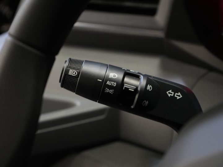 Renault Master Van T35 2.0 dCi 130 CP L2H2 Advance BPM FREE! LED/ Dispozitiv de remorcare 2.5t/ Navi/ Carplay/ Cameră/ Climă/ PDC/ Cruise/ Cârlig de remorcare