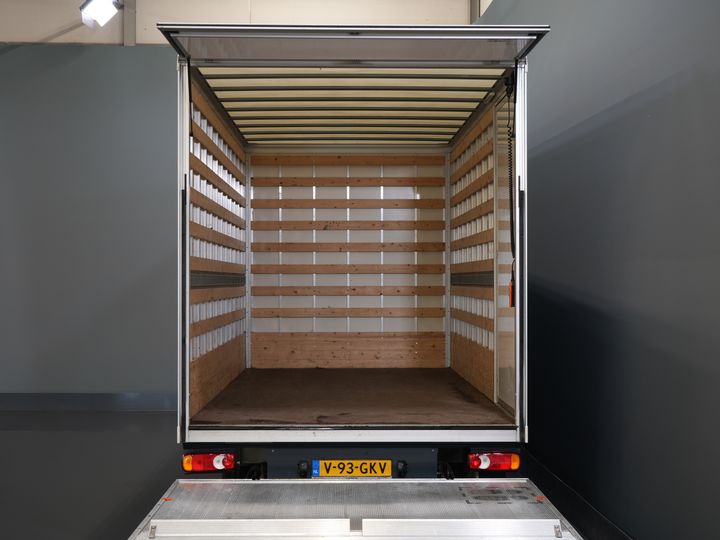 Renault Master Bakwagen T35 2.3 dCi 165 pk BPM Vrij! Bakwagen 420x215x233 Laadklep/ Zijdeur/ Meubelbak/ Spoiler/ Cruise/ Airco