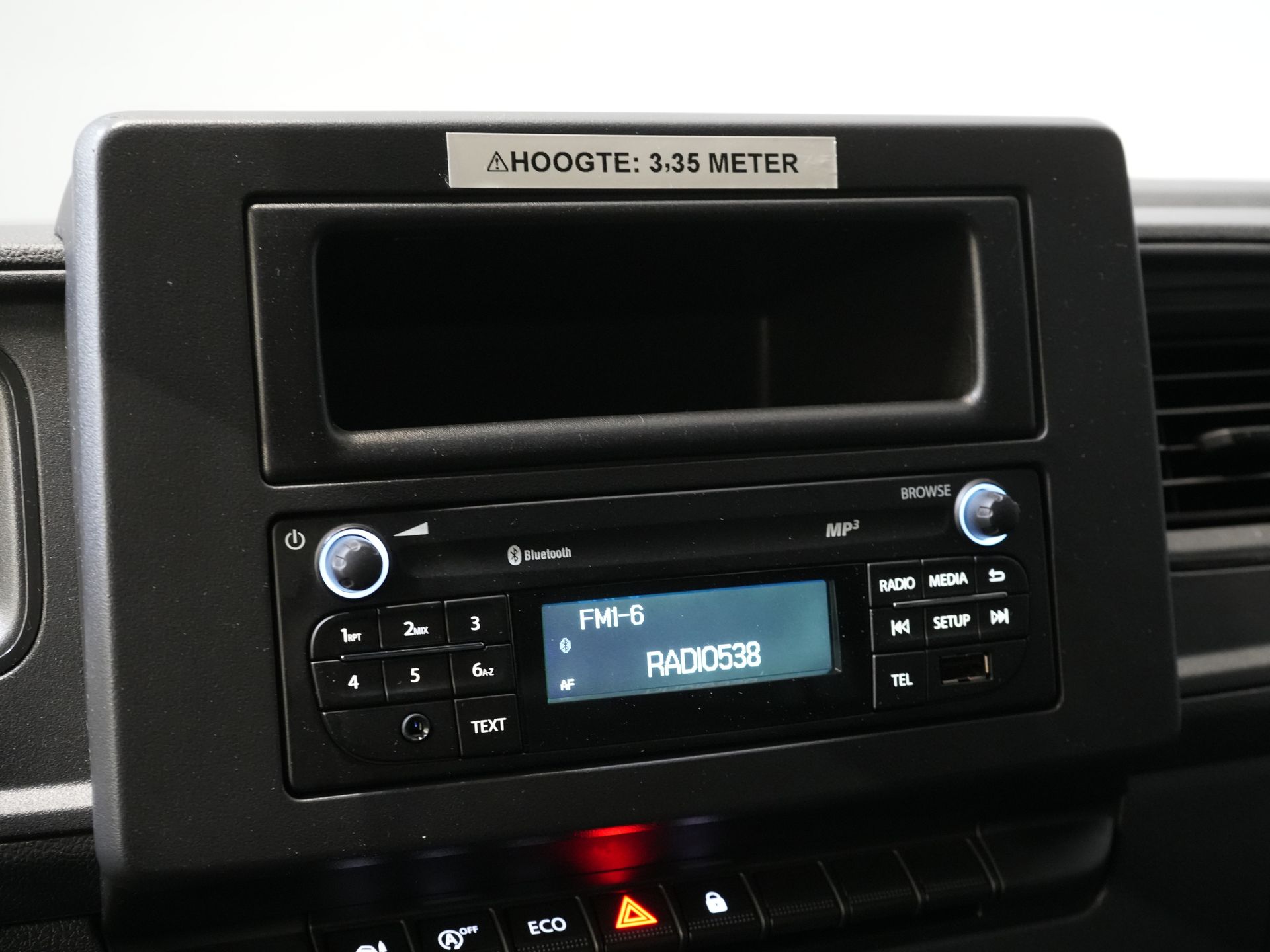 Renault Master Bakwagen T35 2.3 dCi 165 pk BPM Vrij! Bakwagen 420x215x233 Laadklep/ Zijdeur/ Meubelbak/ Spoiler/ Cruise/ Airco