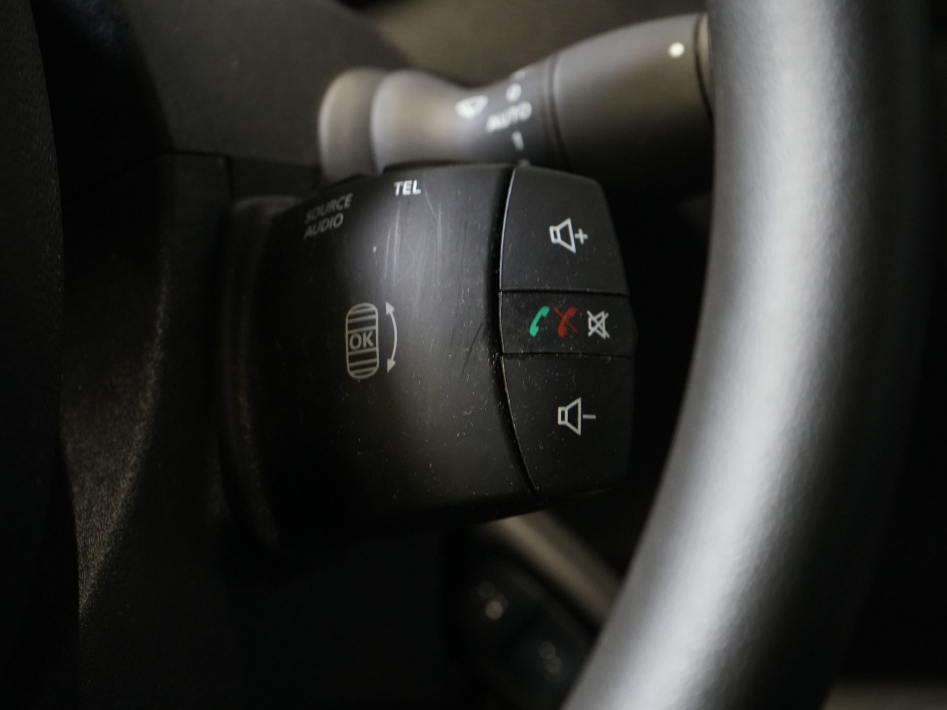 Renault Master Bakwagen T35 2.3 dCi 165 pk BPM Vrij! Bakwagen 420x215x233 Laadklep/ Zijdeur/ Meubelbak/ Spoiler/ Cruise/ Airco