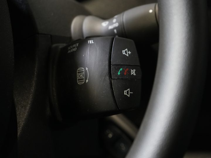 Renault Master Bakwagen T35 2.3 dCi 165 pk BPM Vrij! Bakwagen 420x215x233 Laadklep/ Zijdeur/ Meubelbak/ Spoiler/ Cruise/ Airco