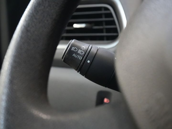 Nissan NV400 Van 35 2.3 dCi 136 к.с. L2H2 2x Зсувні двері/ Клімат/ Навігація/ Круїз/ Камера/ PDC/ Буксирний гак