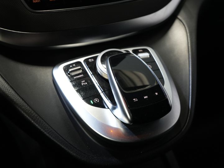 Mercedes-Benz V-Klasse Bestelbus 250d XL L3 Avantgarde DC Dubbel Cabine BPM VRIJ! LED/ Leder/ Climate/ 2xSchuifdeur/ Standkachel/ Stoelverw/ Navi/ Elek.Klep/ Cam
