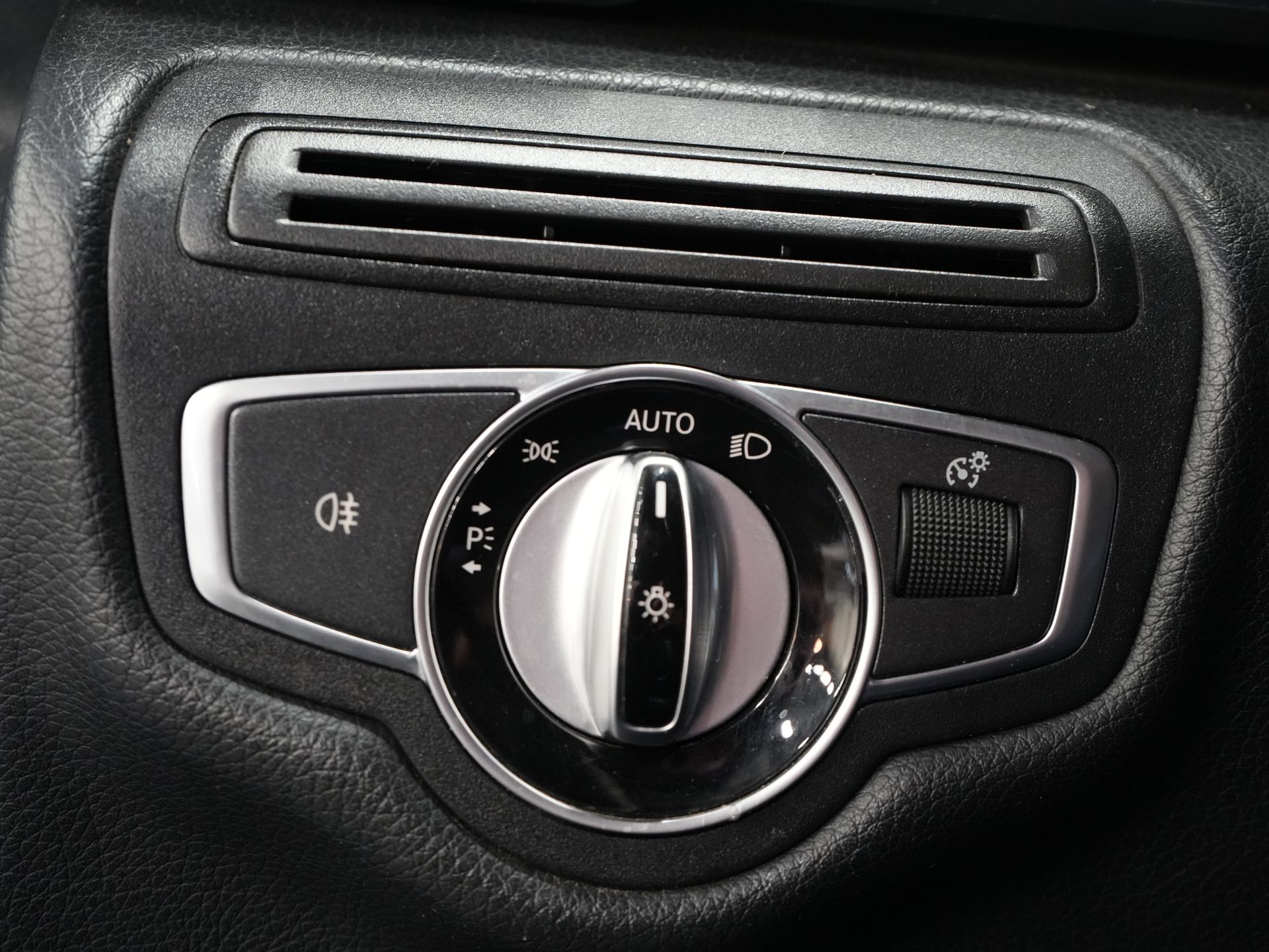 Mercedes-Benz V-Klasse Bestelbus 250d XL L3 Avantgarde DC Dubbel Cabine BPM VRIJ! LED/ Leder/ Climate/ 2xSchuifdeur/ Standkachel/ Stoelverw/ Navi/ Elek.Klep/ Cam