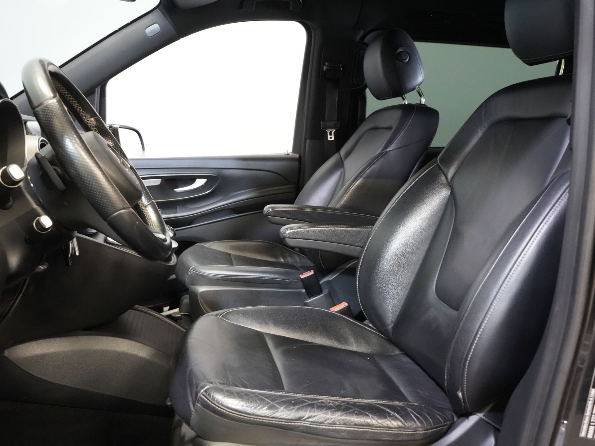 Mercedes-Benz V-Klasse Bestelbus 250d XL L3 Avantgarde DC Dubbel Cabine BPM VRIJ! LED/ Leder/ Climate/ 2xSchuifdeur/ Standkachel/ Stoelverw/ Navi/ Elek.Klep/ Cam