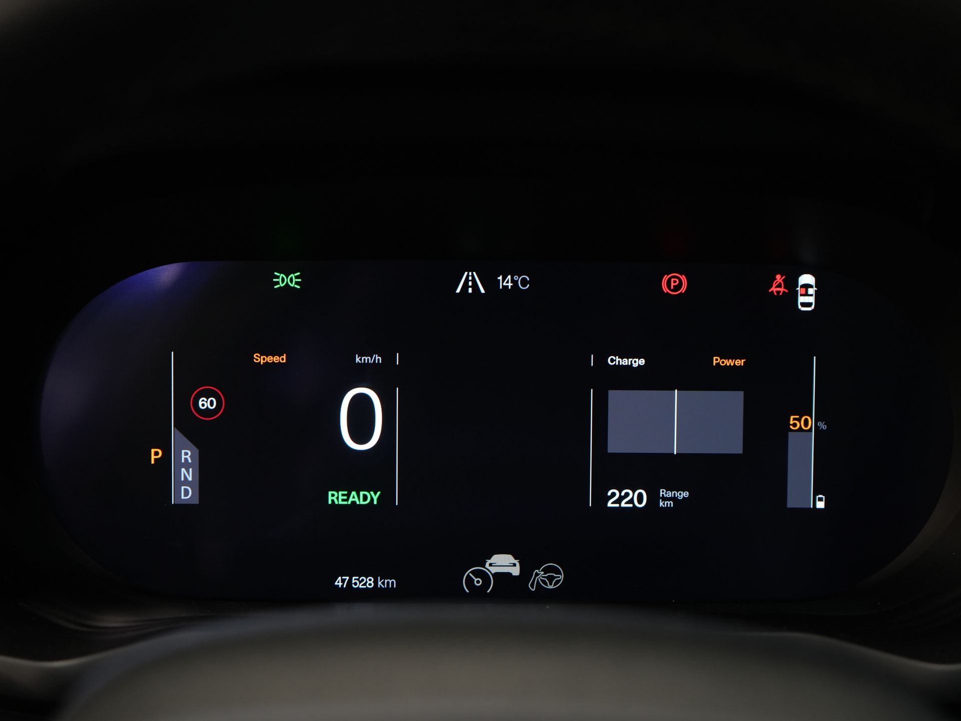 Polestar 2 Berline Long Range 78 kWh 551 km WLTP 94% SOH LED/ Adapt.Cruise/ Mémoire/ Sièges chauffants/ Carplay/ Navigation/ Climatisation