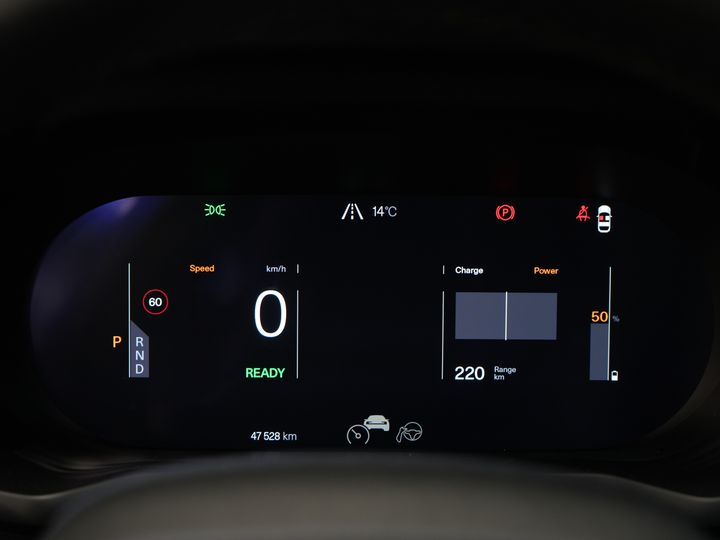 Polestar 2 Berline Long Range 78 kWh 551 km WLTP 94% SOH LED/ Adapt.Cruise/ Mémoire/ Sièges chauffants/ Carplay/ Navigation/ Climatisation