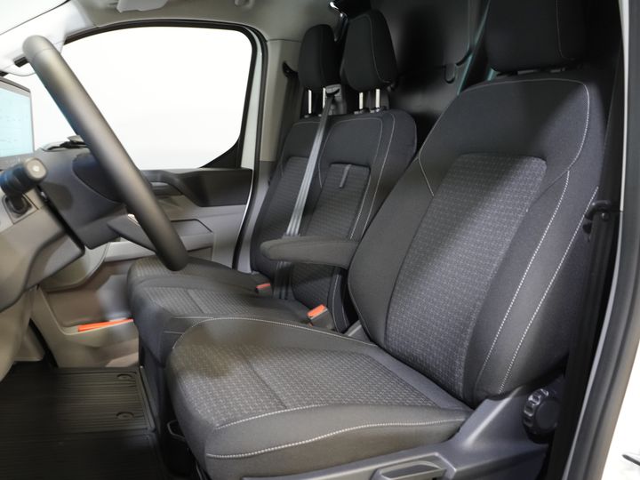 Ford E-Transit Custom Bestelbus 340 L2 Trend 65 kWh 330 km WLTP LED/ Snellader/ 2.3t Trekverm./ Stuurverw./ Stoelverw./ Carplay/ Climate/ Camera/ PDC/ Cruise