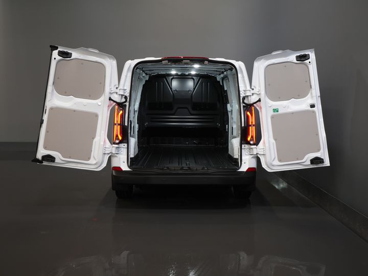 Ford E-Transit Custom Bestelbus 340 L2 Trend 65 kWh 330 km WLTP LED/ Snellader/ 2.3t Trekverm./ Stuurverw./ Stoelverw./ Carplay/ Climate/ Camera/ PDC/ Cruise