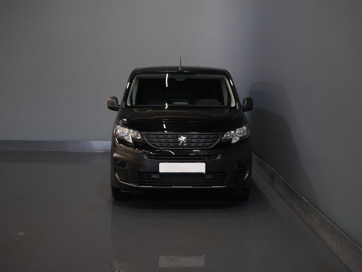 Peugeot e-Partner Van 50 kWh 280 km WLTP Încălzire stand/ Încărcător rapid/ DAB/ Cruise/ Aer condiționat
