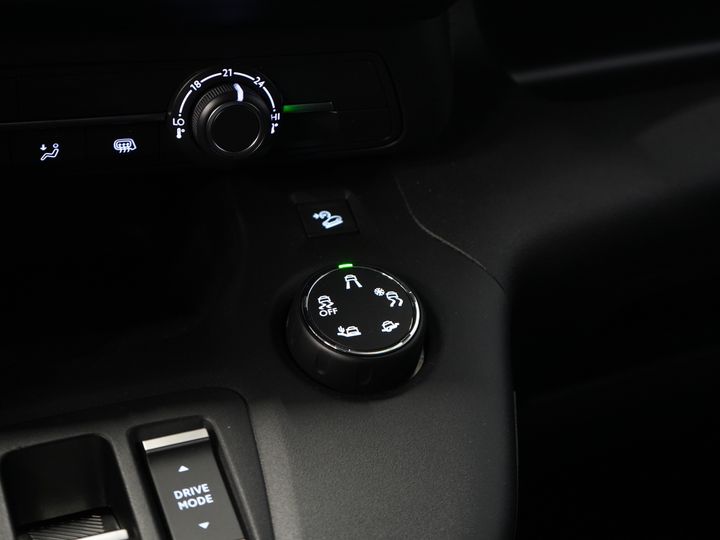 Peugeot e-Partner Van 50 kWh 280 km WLTP Încălzire stand/ Încărcător rapid/ DAB/ Cruise/ Aer condiționat