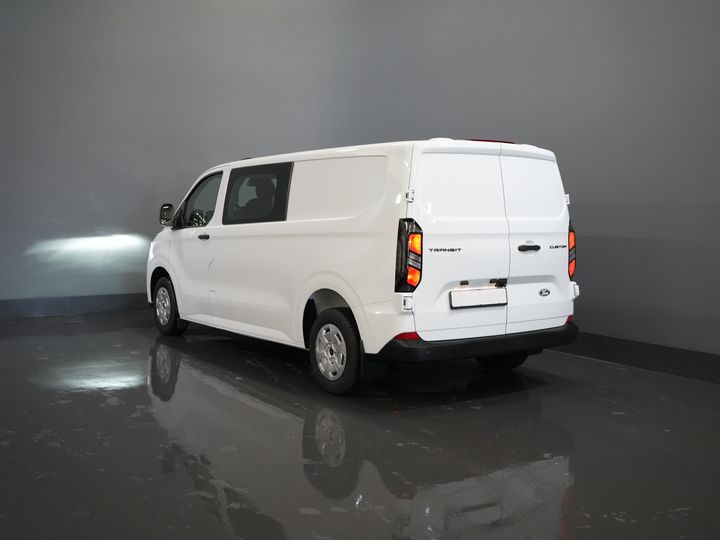 Ford Transit Custom Van 320 2.0 TDCI 136 hp L2 Trend BPM FREE! DC Double Cab/ 5 years/200,000 km Warranty/ Carplay/ Climate/ Camera/ PDC/ Cruise