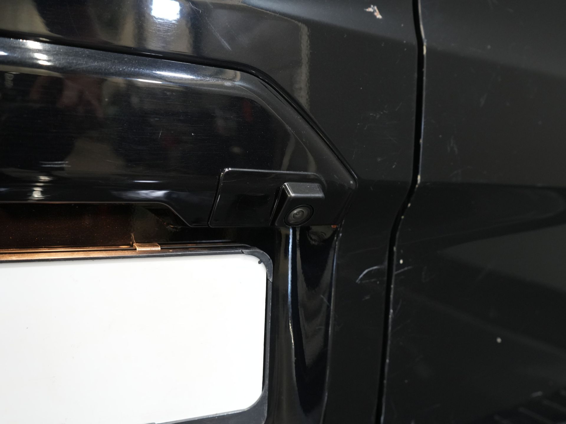 Ford Transit Custom Van 2.0 TDCI 130 CP Aut. L2 Bi-Xenon/ Încălzire scaune/ Încălzire stand/ Cameră/ Cruise/ LMV/ PDC