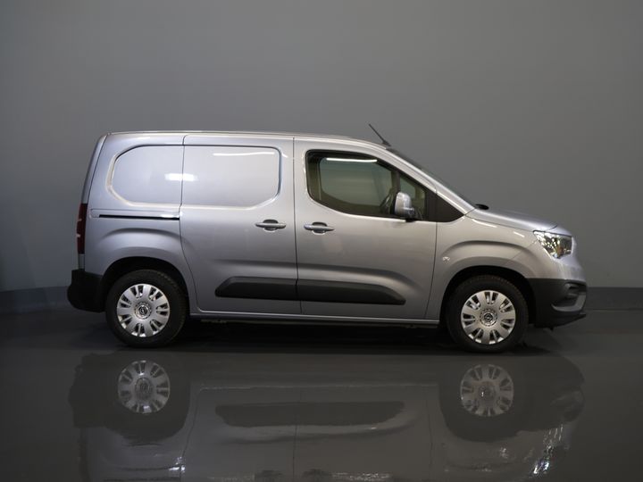 Opel Combo Bestelbus 1.2 Turbo 130 pk Aut. BENZINE BPM VRIJ! Keyless/ Carplay/ PDC/ Cruise/ Trekhaak/ Airco