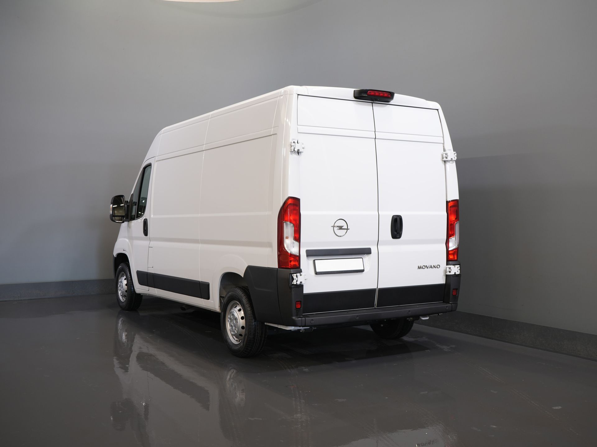 Opel Movano Furgón 2.2 140 CV L2H2 Carpintería/ Carplay/ 270Gr.Puertas/ Climatización/ Cámara/ Cruise/ Navi/ PDC/ Crucero