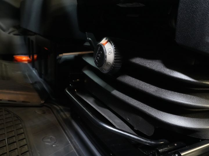 Mercedes-Benz Sprinter Van 317 Aut. L2H2 BPM GRATIS! (Facelift) 3.5t Hak holowniczy/ LED/ Fotel rozkładany/ 270 Gr. Drzwi/ Ogrzewanie siedzeń/ Navi/ Kamera/ PDC/ Cruise/ Airco