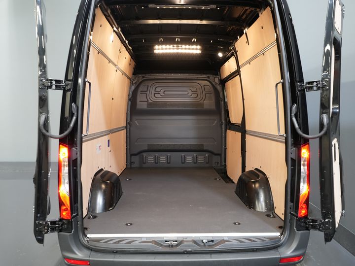 Mercedes-Benz Sprinter Van 317 Aut. L2H2 BPM GRATIS! (Facelift) 3.5t Hak holowniczy/ LED/ Fotel rozkładany/ 270 Gr. Drzwi/ Ogrzewanie siedzeń/ Navi/ Kamera/ PDC/ Cruise/ Airco