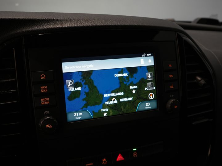 Mercedes-Benz Vito Van 119 CDI Aut. XL L3 DC Double Cab/ LED/ 2.5t Trekverm./ Alarm III/ Stoelverw./ Carplay/ Navi/ Camera/ Climate/ Cruise/ PDC/ 18