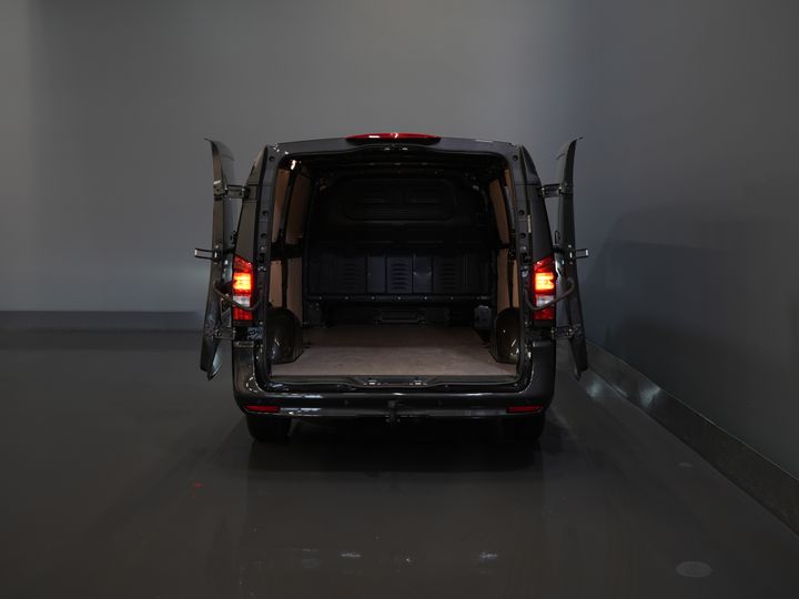 Mercedes-Benz Vito Bestelbus 116 CDI Aut. L3 LED/ Carplay/ 270Gr.Deuren./ Stoelverw/ Camera/ PDC V+A/ Trekhaak/ Navi/ Cruise