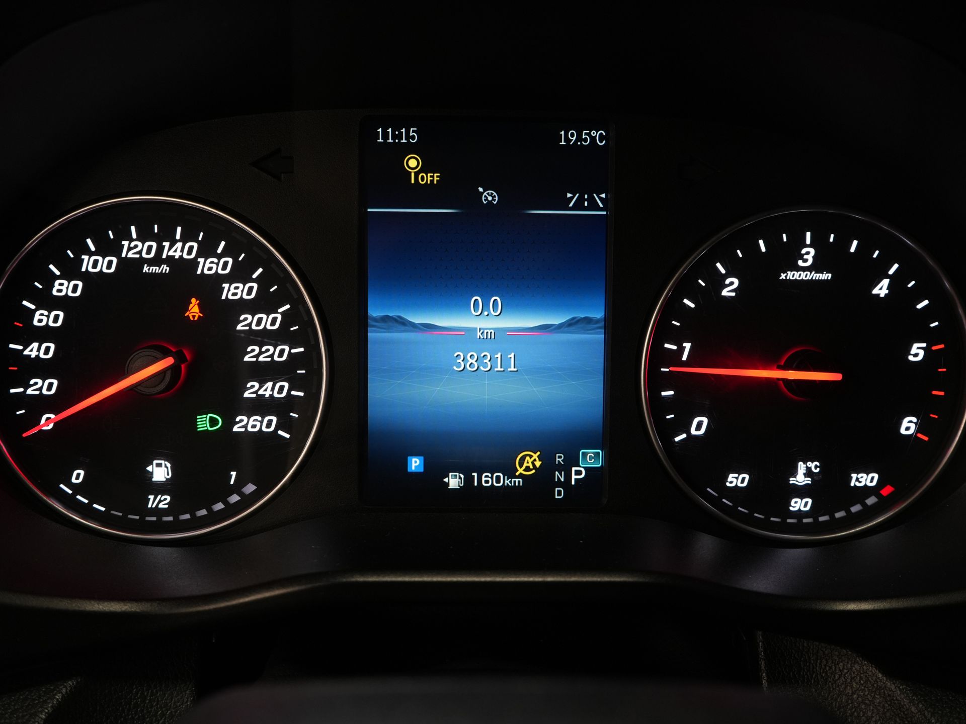 Mercedes-Benz Vito Bestelbus 116 CDI Aut. L3 LED/ Carplay/ 270Gr.Deuren./ Stoelverw/ Camera/ PDC V+A/ Trekhaak/ Navi/ Cruise