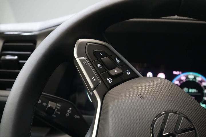 Volkswagen Crafter Bestelbus 35 140 pk DSG Aut. L3H3 BPM VRIJ! LED/ Virtual Cockpit/ Camera/ Cruise/ Carplay/ Gev.Stoel