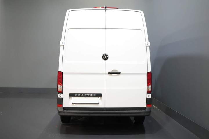 Volkswagen Crafter Bestelbus 35 140 pk DSG Aut. L3H3 BPM VRIJ! LED/ Virtual Cockpit/ Camera/ Cruise/ Carplay/ Gev.Stoel
