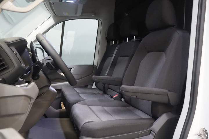 Volkswagen Crafter Bestelbus 35 140 pk DSG Aut. L3H3 BPM VRIJ! LED/ Virtual Cockpit/ Camera/ Cruise/ Carplay/ Gev.Stoel