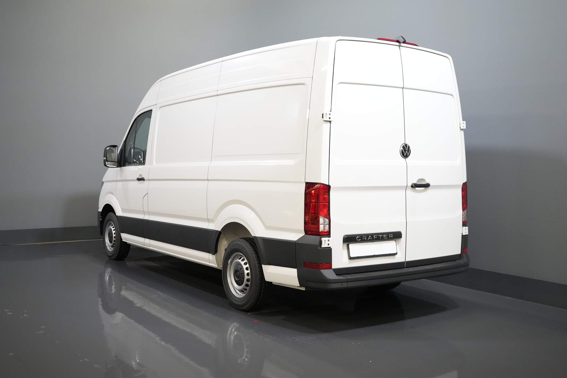 Volkswagen Crafter Bestelbus 35 140 pk DSG Aut. L3H3 BPM VRIJ! LED/ Virtual Cockpit/ Camera/ Cruise/ Carplay/ Gev.Stoel