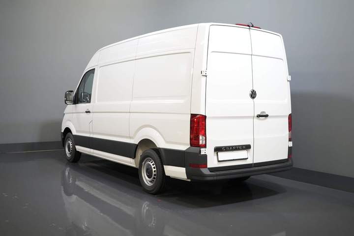 Volkswagen Crafter Bestelbus 35 140 pk DSG Aut. L3H3 BPM VRIJ! LED/ Virtual Cockpit/ Camera/ Cruise/ Carplay/ Gev.Stoel