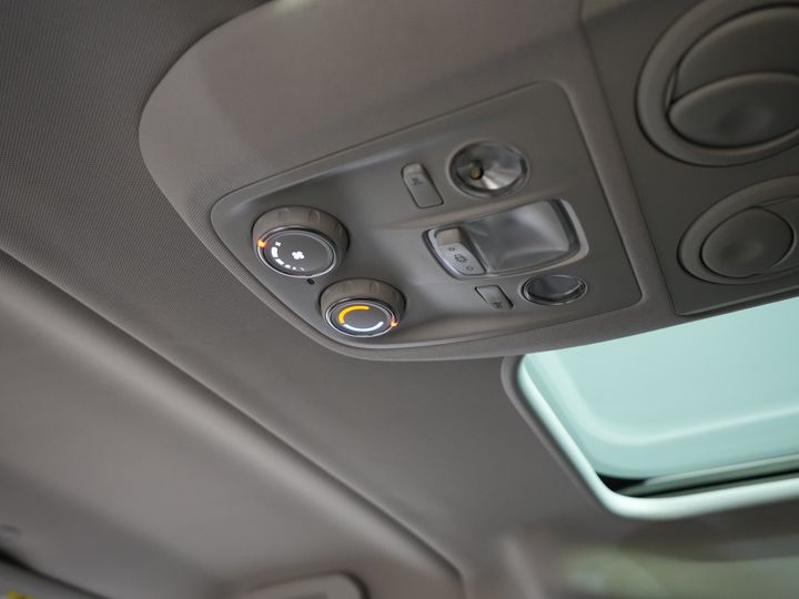 Citroën Ë-Spacetourer Personenvervoer (Ulysse) L2 75 kWh 330 km WLTP (€40.467 incl.btw) Combi/ Kombi/ 8P/ 8 Pers./ Snellader/ 2x Elek.Schuif/ Xenon/ Pano/ Leder/ Clim