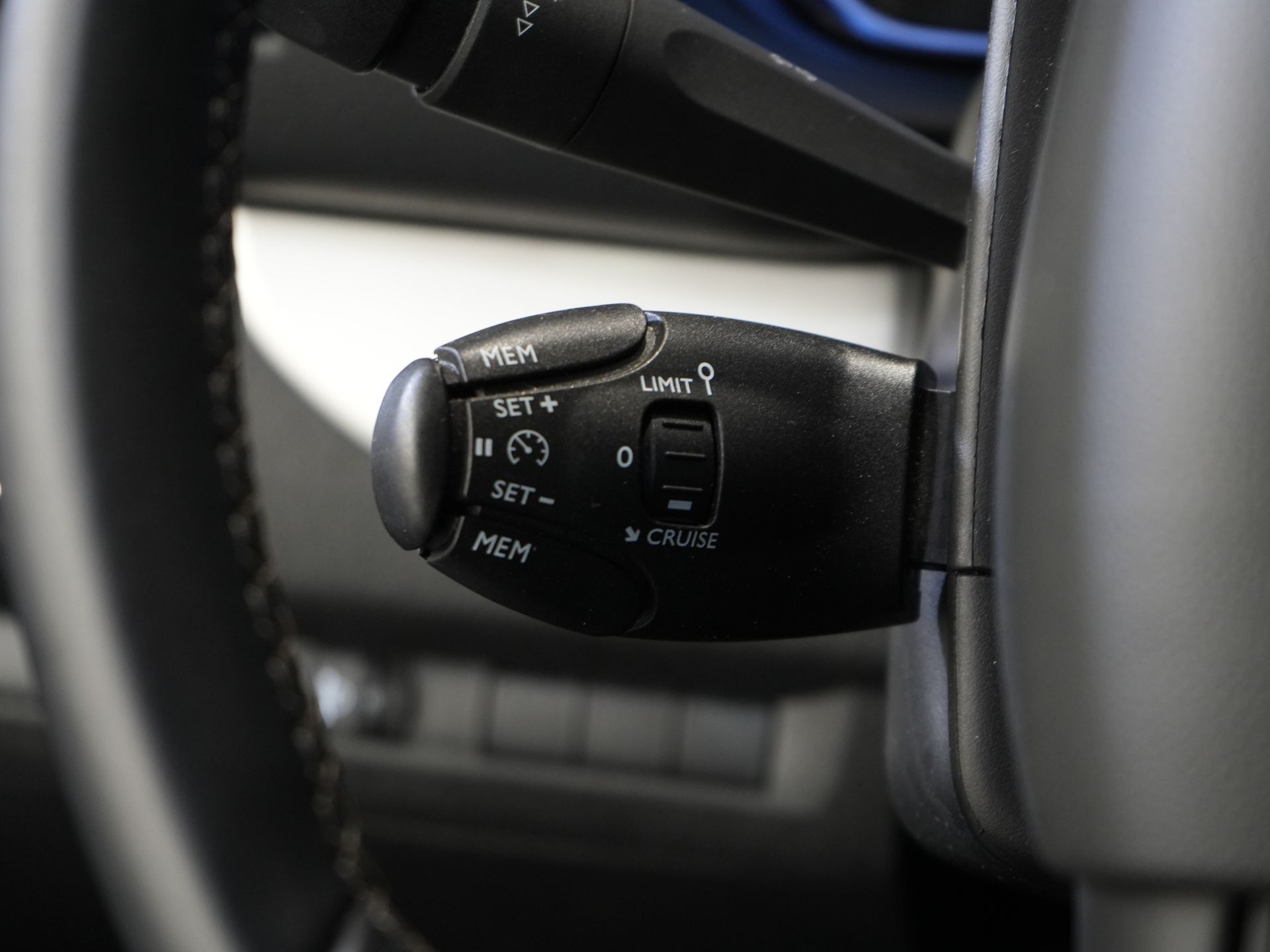 Citroën Ë-Spacetourer Personenvervoer (Ulysse) L2 75 kWh 330 km WLTP (€40.467 incl.btw) Combi/ Kombi/ 8P/ 8 Pers./ Snellader/ 2x Elek.Schuif/ Xenon/ Pano/ Leder/ Clim