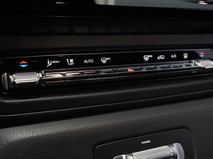 Mercedes-Benz eVito Bestelbus eVito L2 60 kWh 285 km WLTP Snellader/ LED/ Adapt.Cruise/ Stoelverw./ Carplay/ Camera/ PDC/ 17