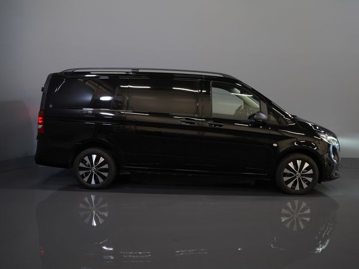 Mercedes-Benz eVito Bestelbus eVito L2 60 kWh 285 km WLTP Snellader/ LED/ Adapt.Cruise/ Stoelverw./ Carplay/ Camera/ PDC/ 17
